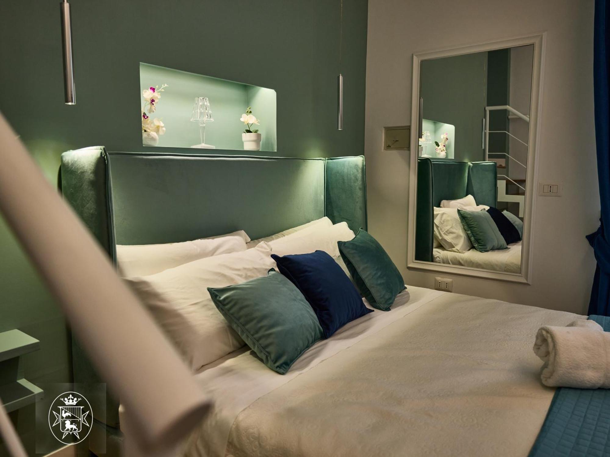 Vista Piazza Dei Martiri Bed & Breakfast Napoli Ngoại thất bức ảnh