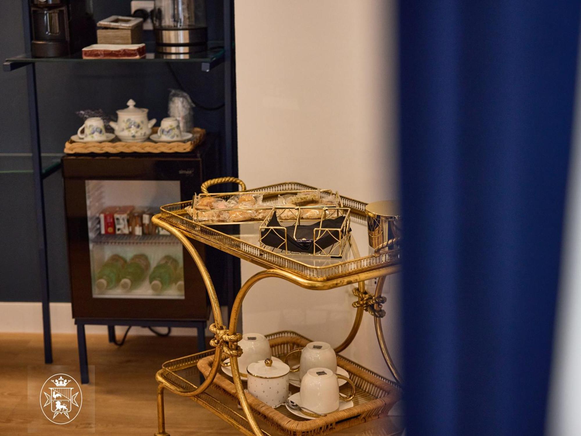 Vista Piazza Dei Martiri Bed & Breakfast Napoli Ngoại thất bức ảnh